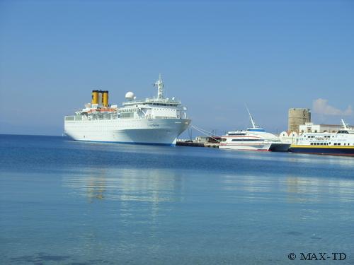 Costa Marina im Hafen von Rhodos