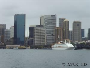 MS Columbus Sydney