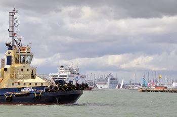 Schlepper im Hafen von Southampton