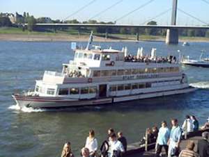 Ausflugsschiff Stadt Düsseldorf